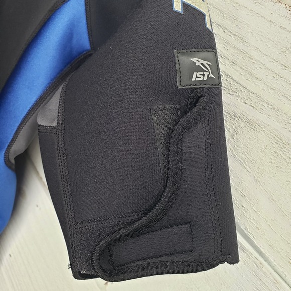 IST ProLine Mens Small Wetsuit Shorts Neoprene Surfing Paddle Boarding - Picture 4 of 6